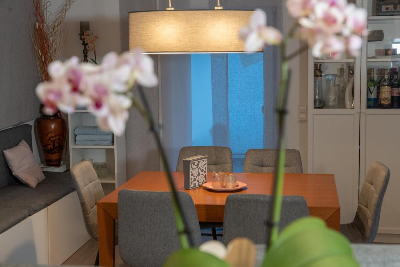 #1 Modernes Zimmer Mit Pool Und Garten メミンゲン エクステリア 写真