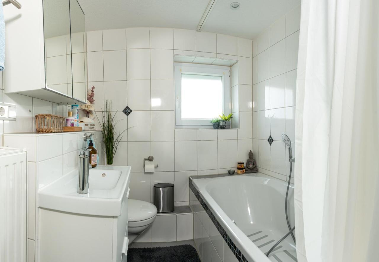 #1 Modernes Zimmer Mit Pool Und Garten メミンゲン エクステリア 写真